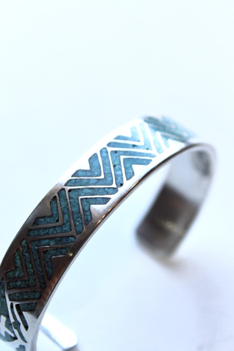 Mt.hill」 マウントヒル チップインレイ サンダーボルトバングル