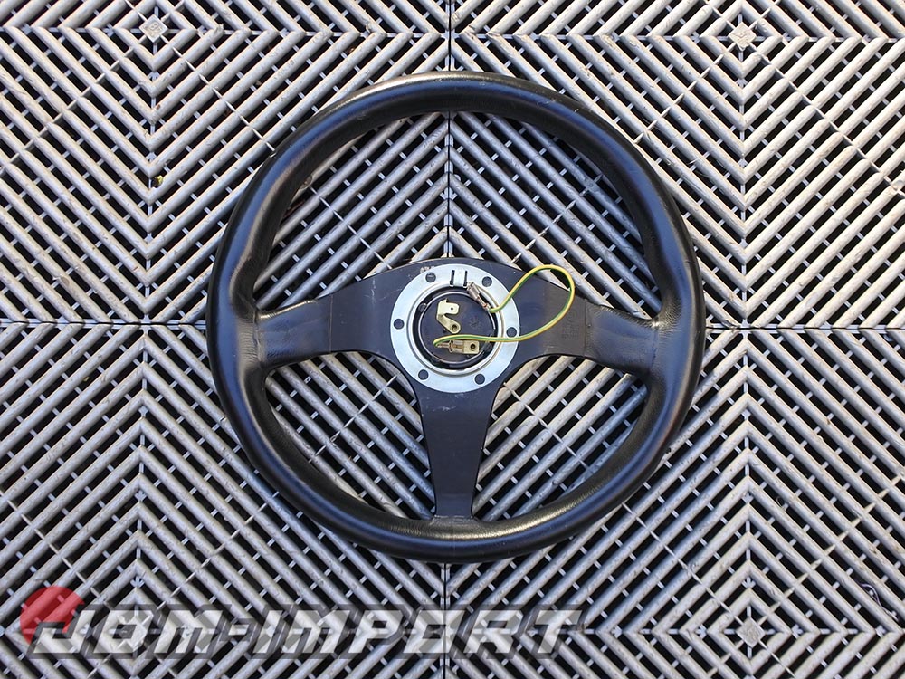 MOMO Racing Line steering wheel for sale