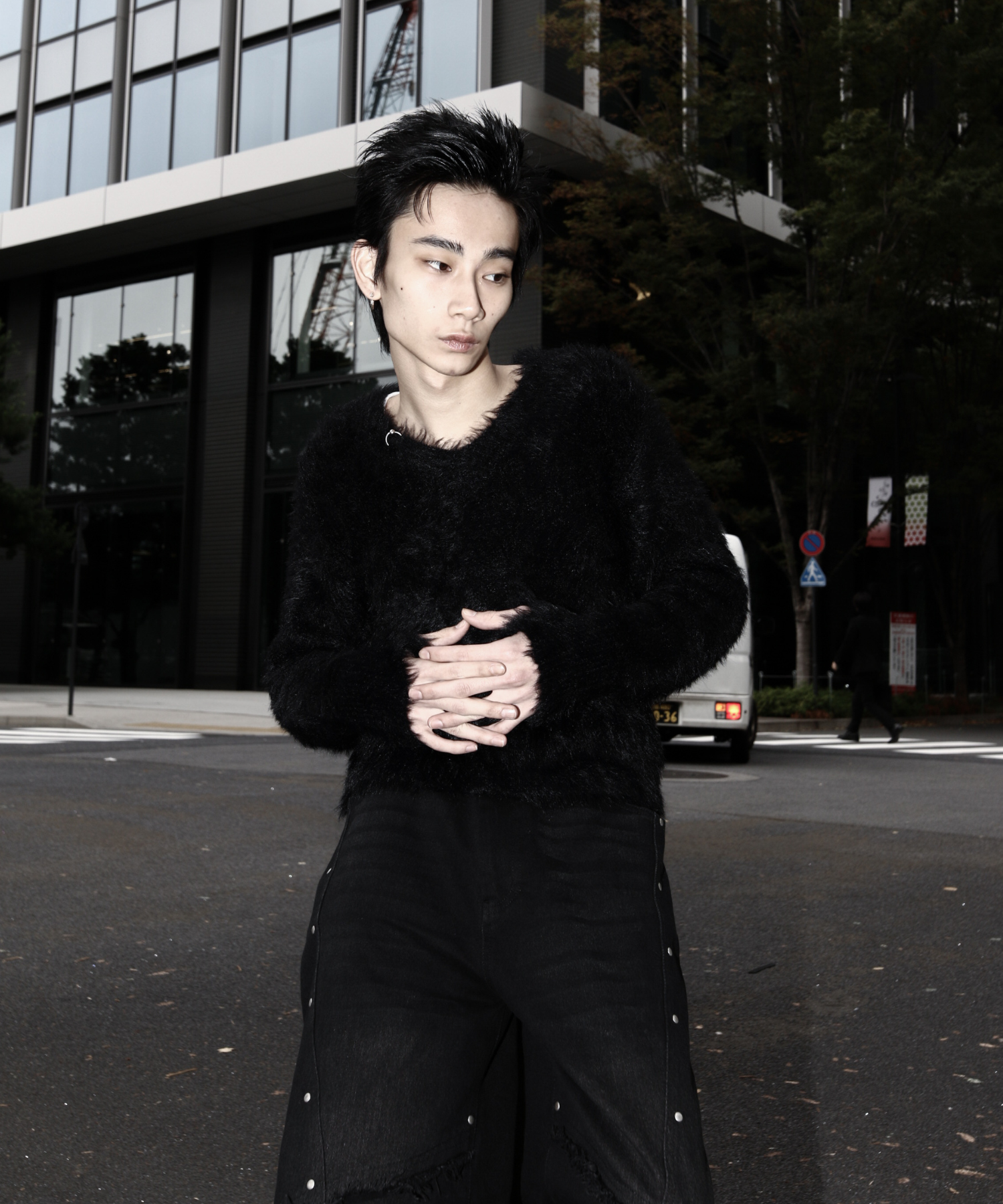 Neck Pierce Shaggy Knit – Jent Louis