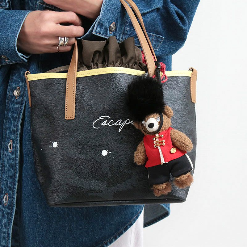 オンライン限定】DEMODEE バッグチャーム 偉人に扮したBEARチャーム