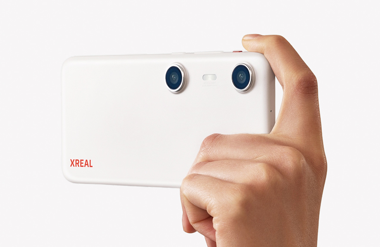 XREAL Beam Pro」試用感レポート。3D空間撮影カメラを実装した携帯型AR