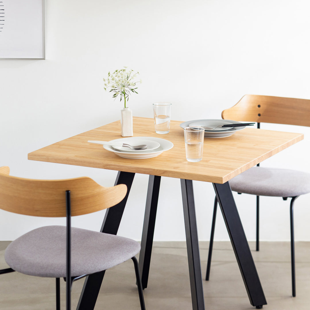 HowtoChoosetheSizeofCafeTableS
