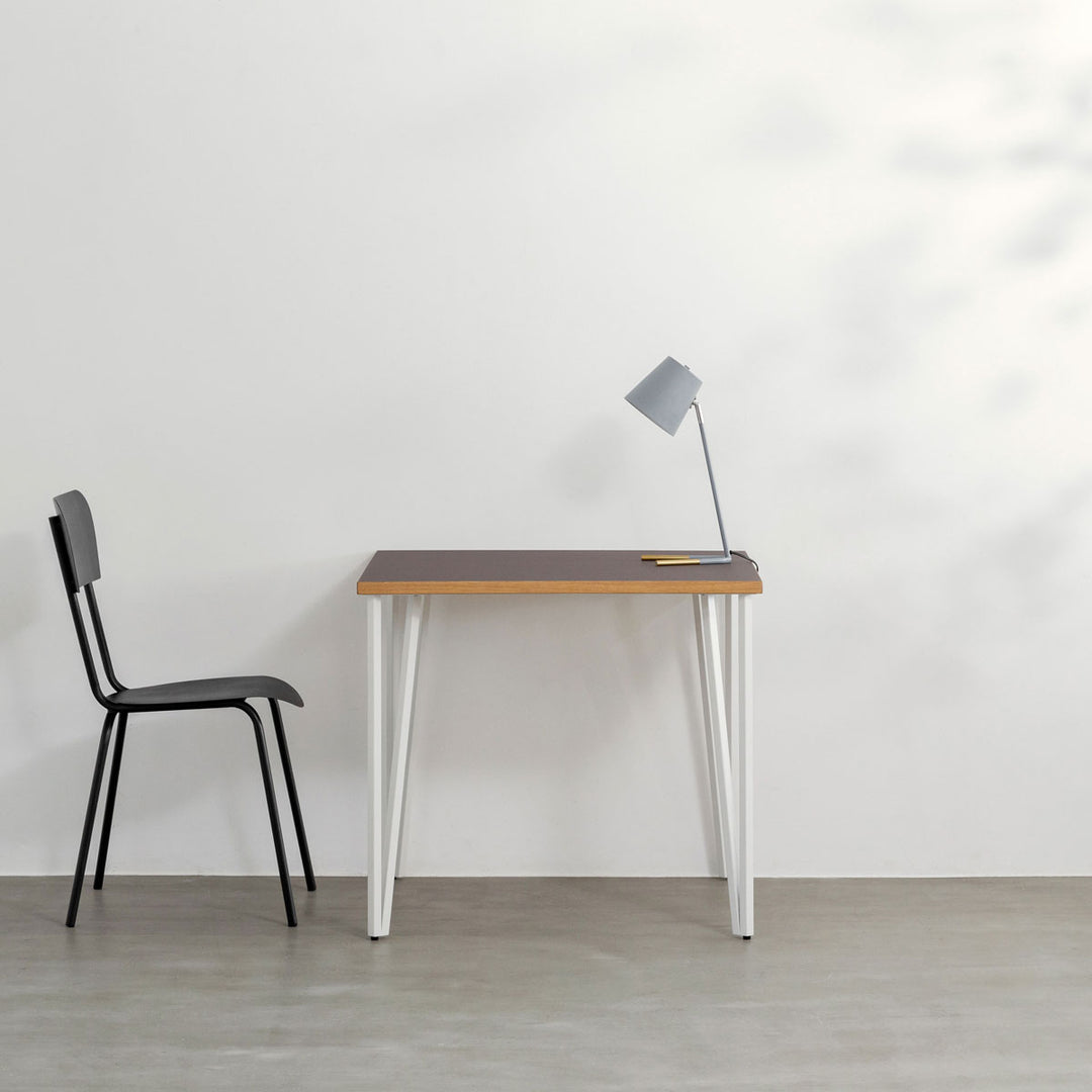 THE CAFE TABLE / リノリウム White Steel トライアングル Straight