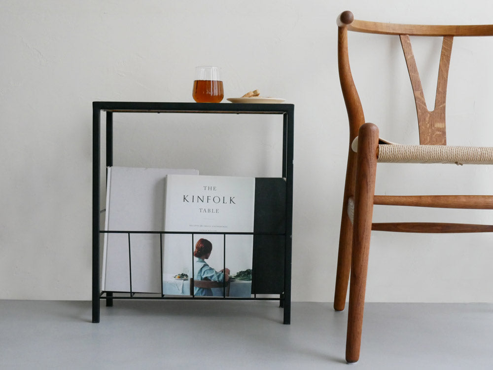 POSH LIVING/ポッシュリビング＞マガジンラック ブラック – カチモ