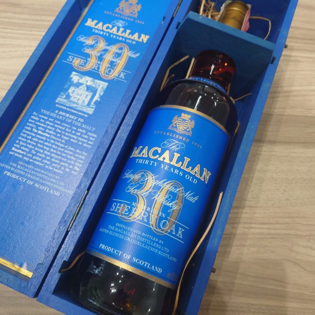 ☆ザ・マッカラン 30年 シェリーオーク ブルーラベル入荷しました