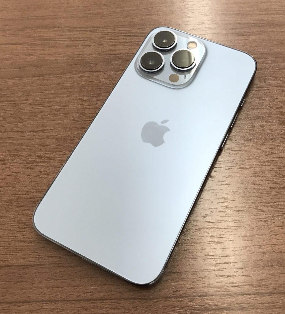 SIMロック解除(au) iPhone13Pro 256GB シエラブルー MLUU3J/A 買取実績