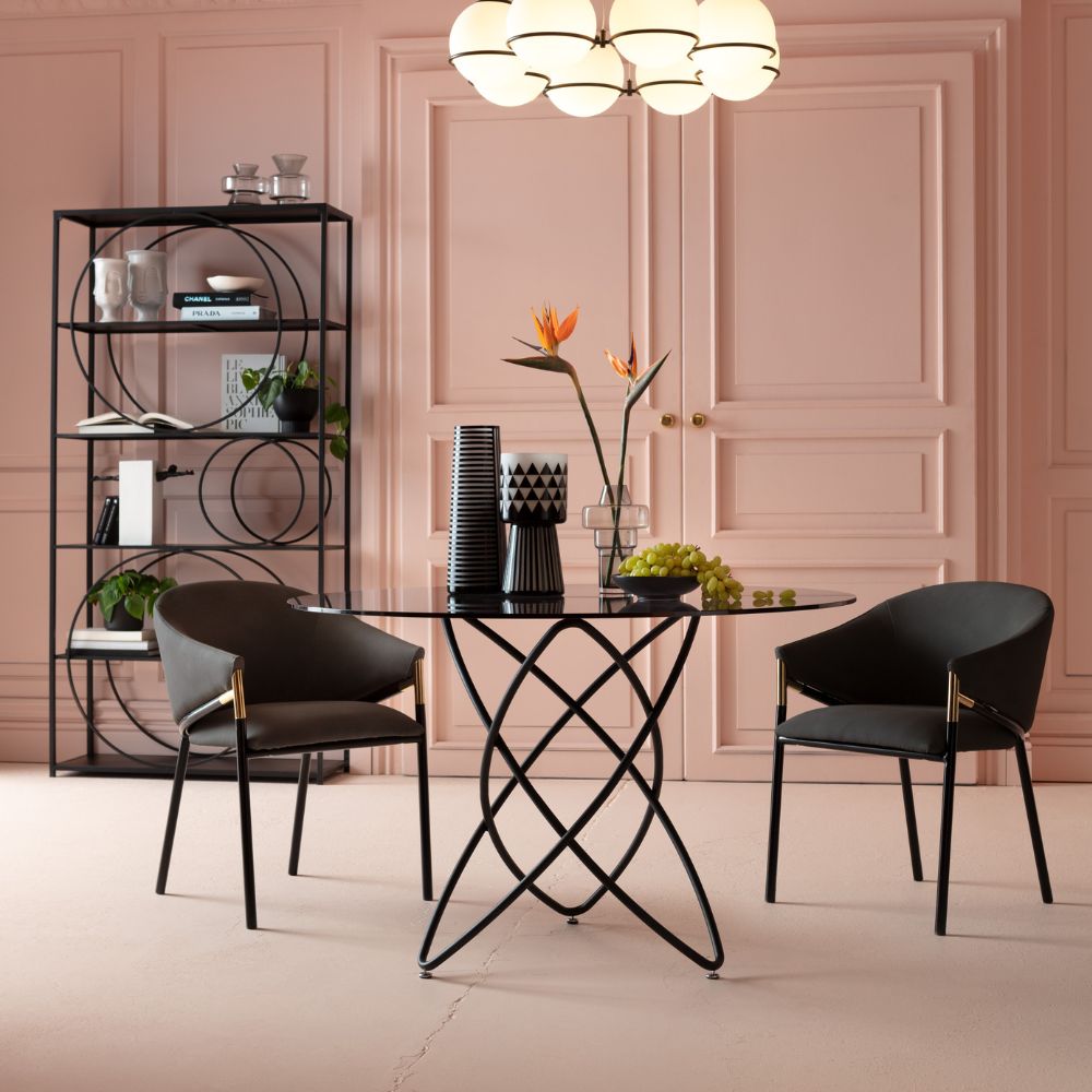 ブールバード アームチェア * - ダイニングチェアの通販 ｜【KARE