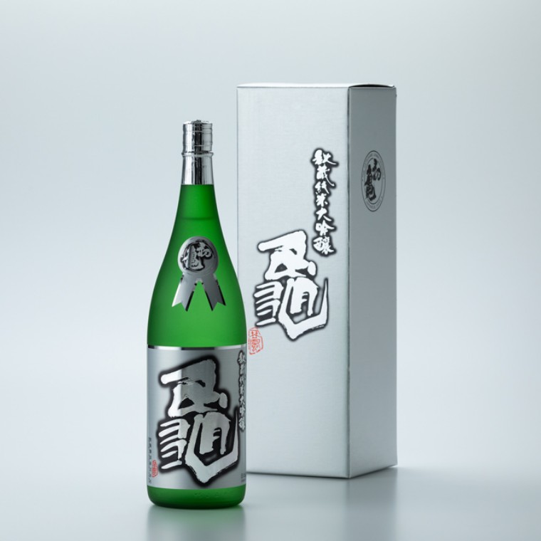 初亀 純米大吟醸 亀｜代表銘柄 ｜ 加東市産山田錦と日本酒