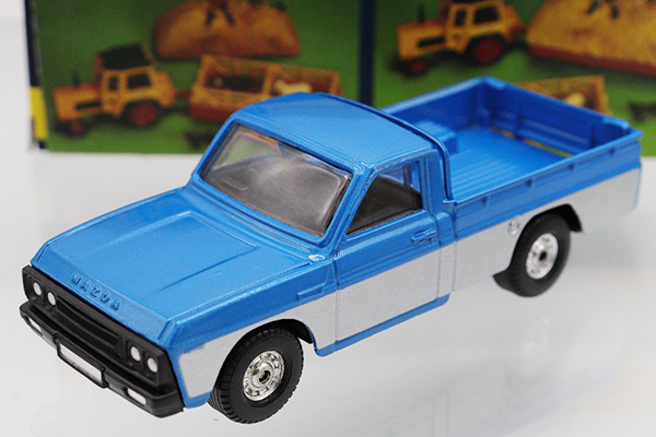 ミニカーショップ ケンボックス CORGI TOYS☆493☆マツダB1600 Pick-up