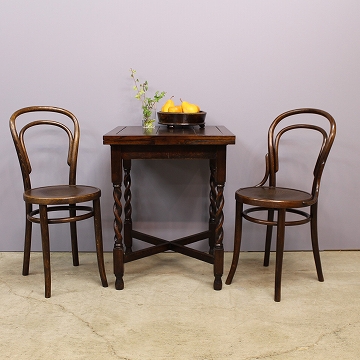 プロの解説】イギリスで1930年代の英国アンティーク家具が多いのはなぜ