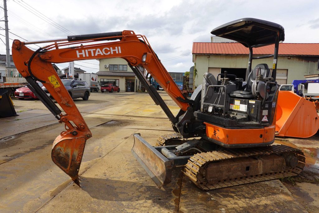 油圧ショベル ZX30-5A＃33111 | 頸北建機有限会社