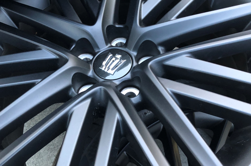 220系クラウン純正マットブラックアルミ4本セットを高値でお買取りしま