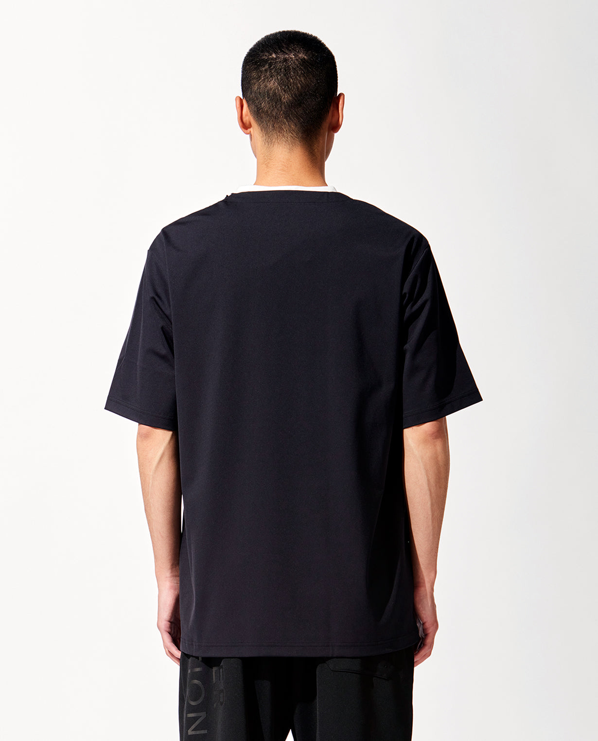 030_A 4WAYストレッチ 半袖ピステ（ボックス型Tシャツ） (ブラック