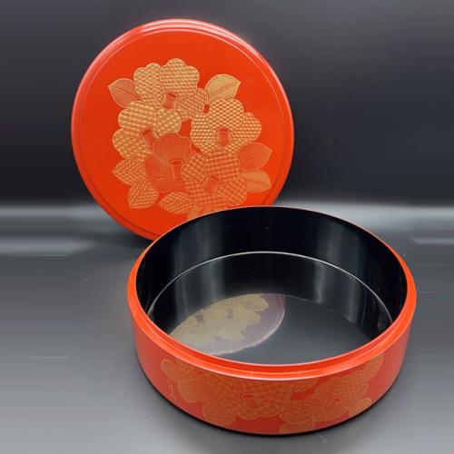 輪島塗 茶櫃 –椿の点彫り沈金仕上げ- [内黒色/外朱色]｜輪島市の輪島塗