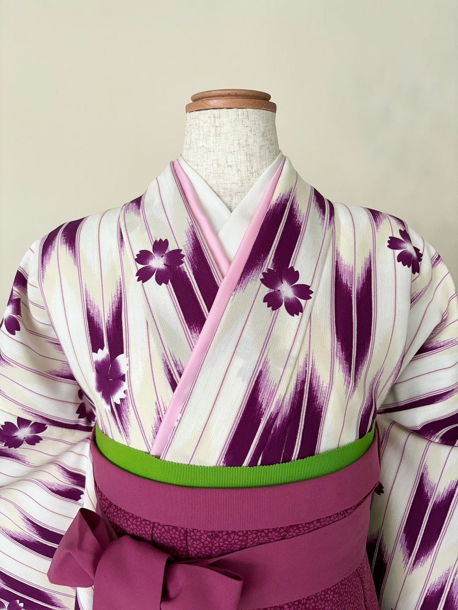 卒業式袴レンタルセット 白地 紫矢絣 – きものセンター