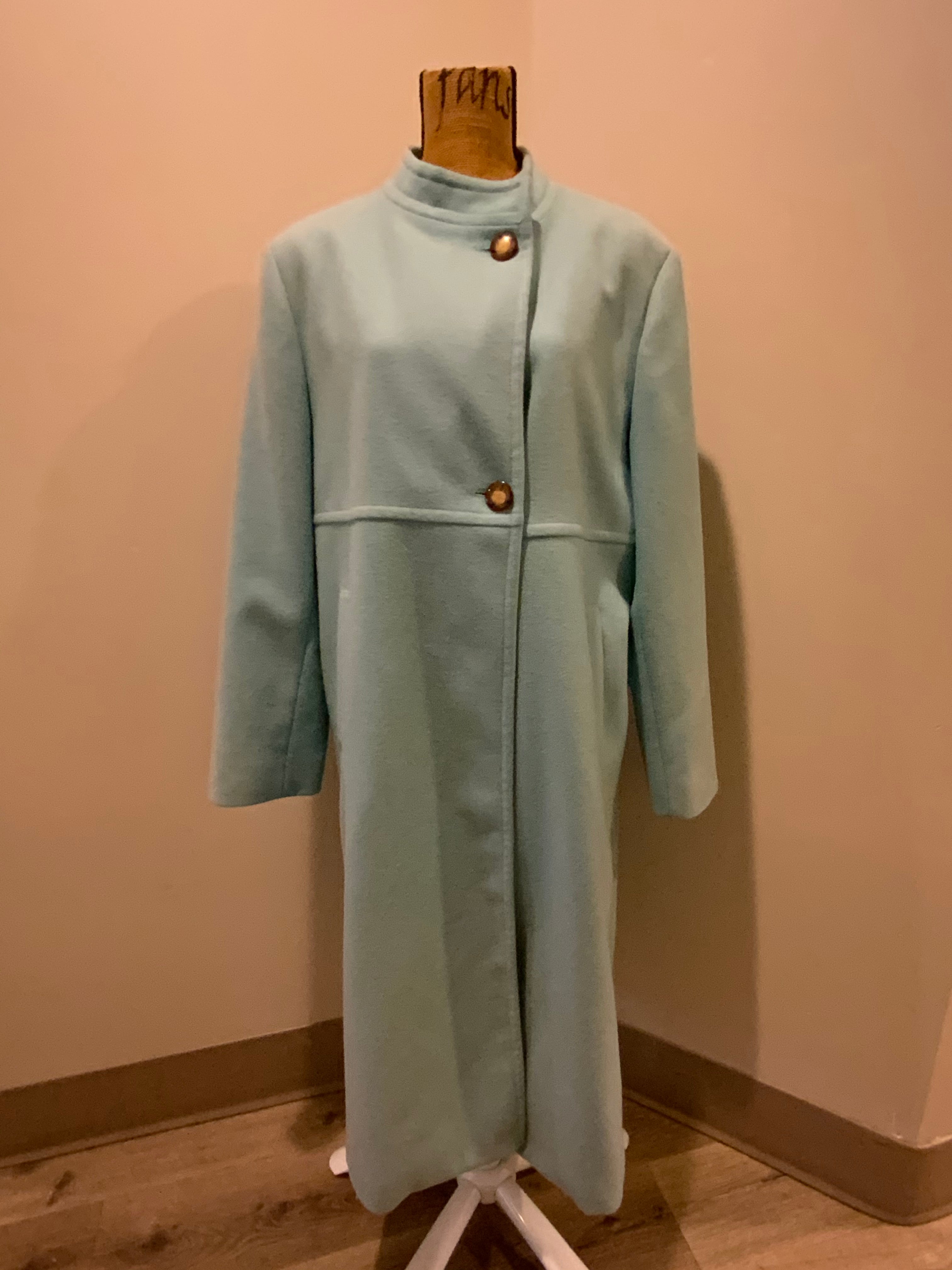 Vintage Harve Benard Light Blue Wool Coat – KingsPIER vintage