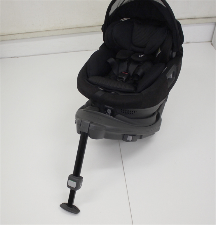□THE S Plus ISOFIX エッグショック ZB-750【コンビ Combi】発売日