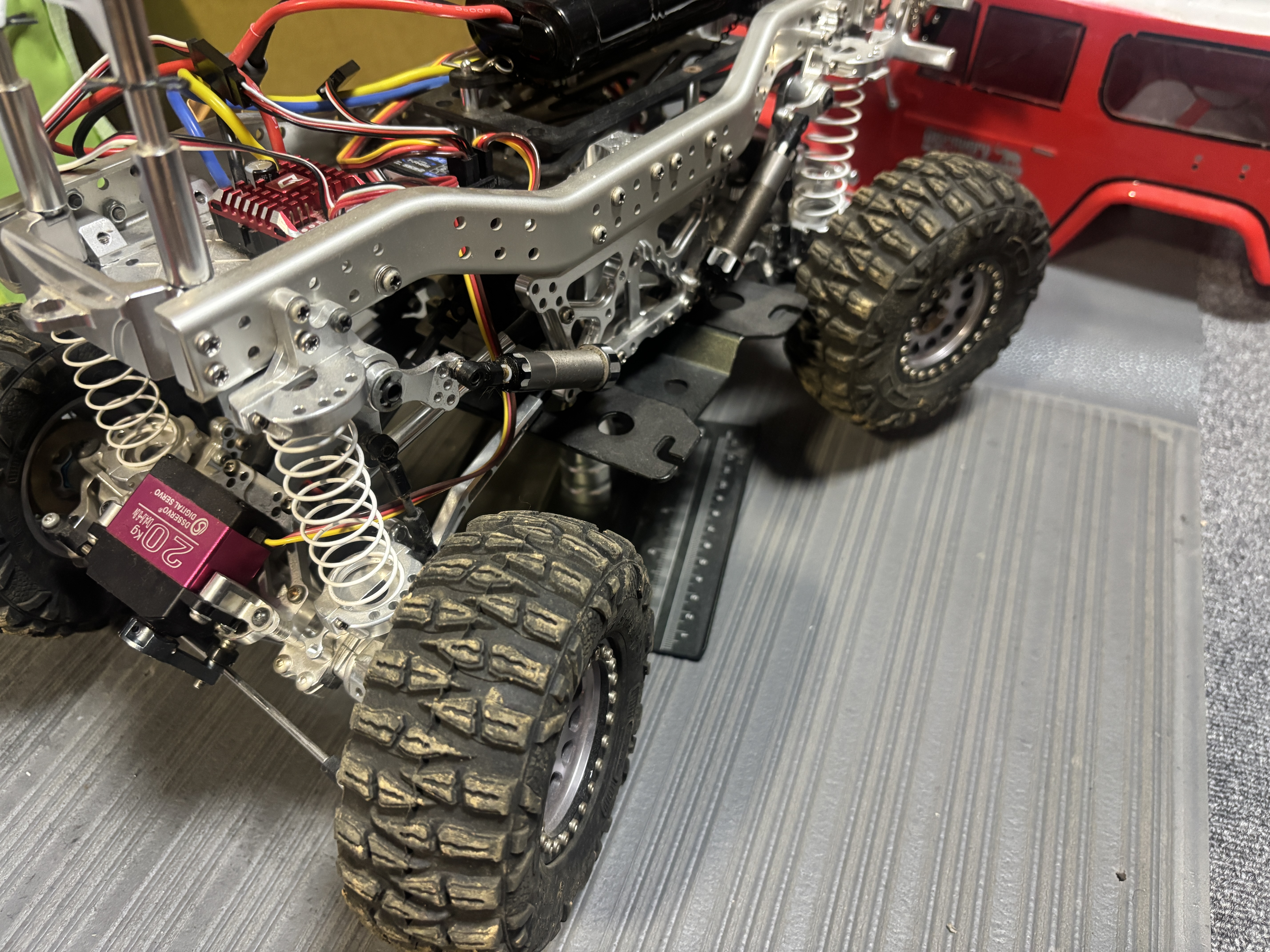 CR-01】究極の走破性！TAMIYA CR-01を4WS（4輪操舵）化してみた -