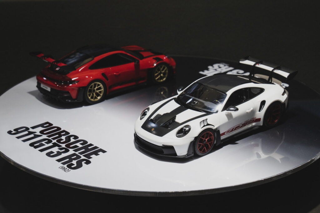 2401010-HobbyShow911-1-