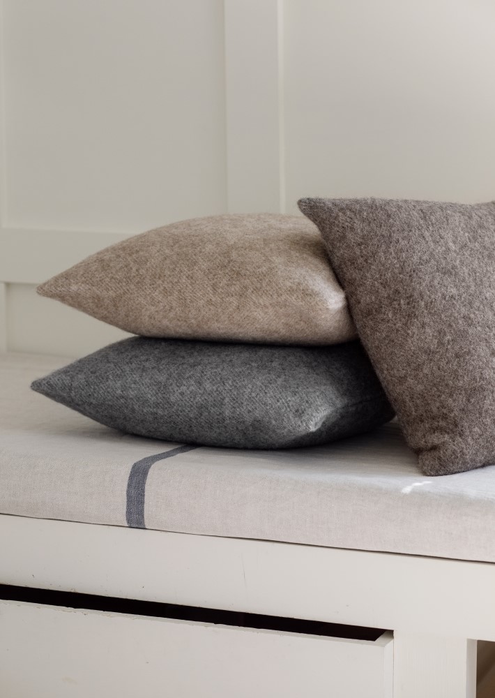 ARVO cushion cover – LAPUAN KANKURIT（ラプアンカンクリ）