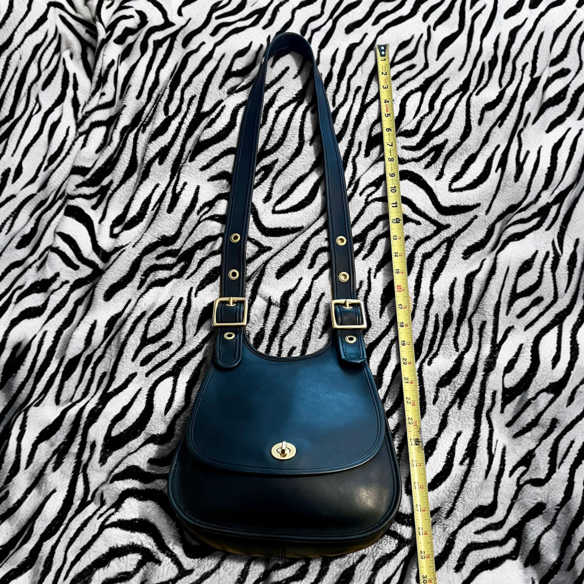 SOLD‼️ Vintage COACH Saddle Bag Black Leather Purse Made In The