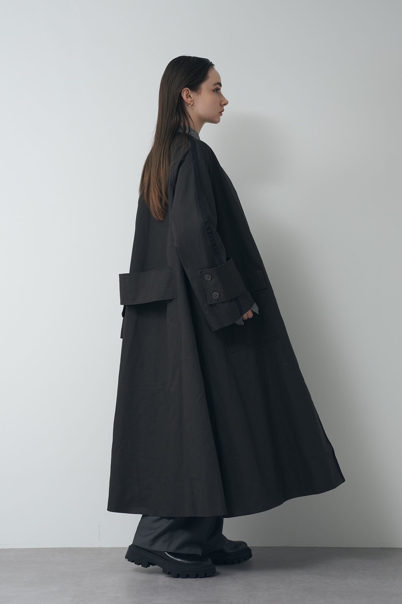 配色パイピングノーカラーコート