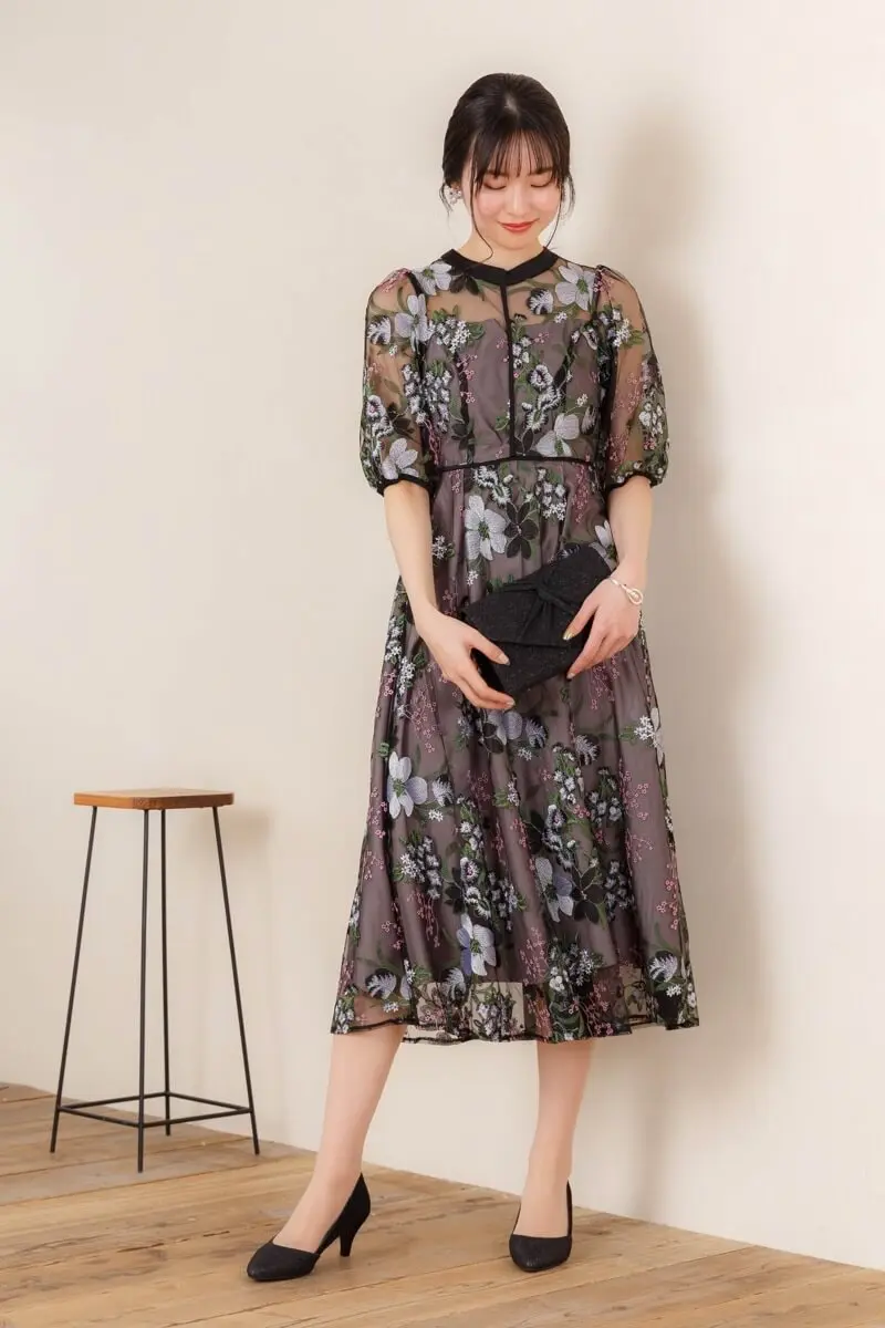 ブラックのフラワーエンブロイダリードレス | Dorry doll | M | 結婚式