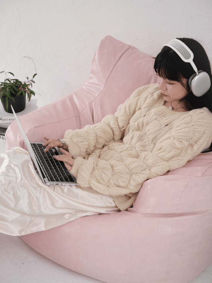 LOOSY 1人掛けビーズソファ Glossy Pink｜1人用ソファ おしゃれ