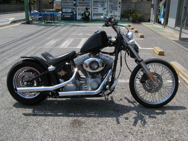 2006年式FXST ソフテイル・スタンダード フロントタイヤ交換