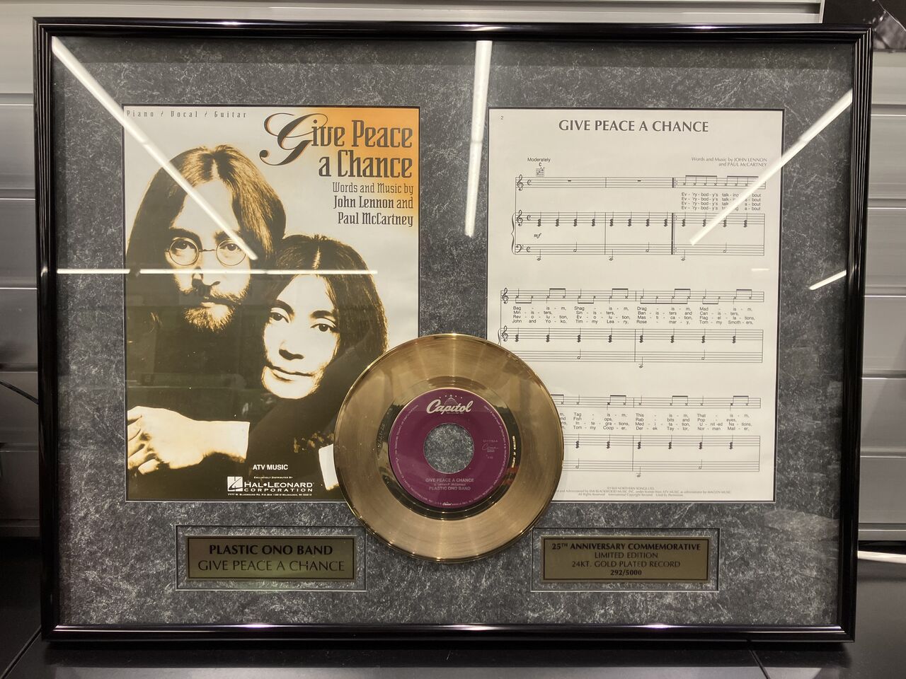 5/13(土) JOHN LENNON「GIVE PEACE A CHANCE」ゴールド・ディスクが