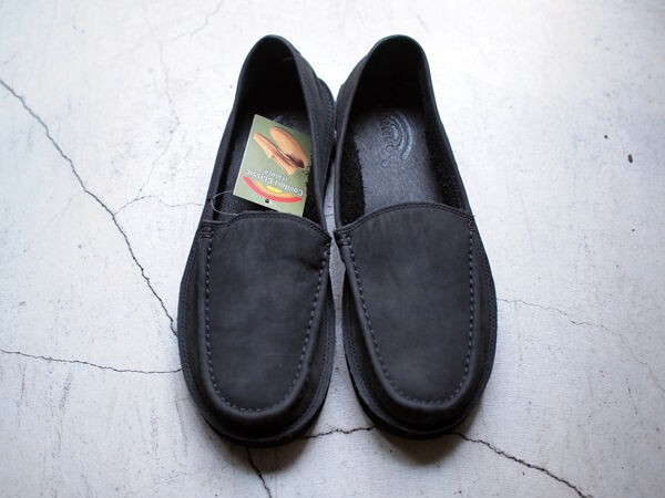 RAINBOW SANDALS / レインボーサンダル】この夏も出番の多いスリッポン