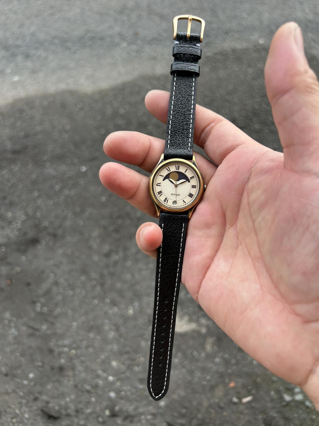 SEIKO AVENUE MOONPHASE 6F34-6030 QUARTZ WATCH / case no.410358