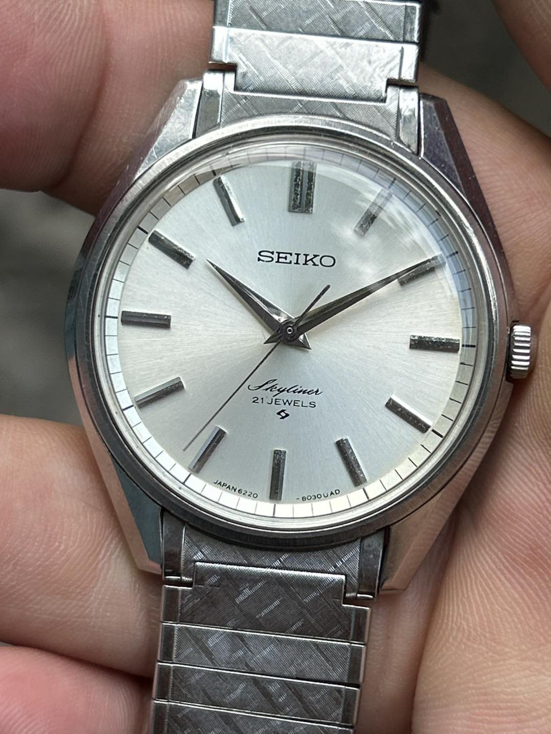 Seiko Skyliner manual winding 6220-8010 / case no.7300736 , made