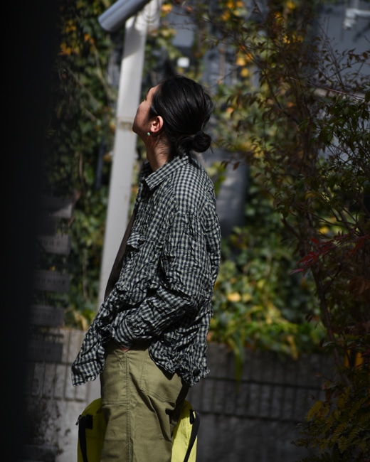 The crooked Tailor Regular collar field over shirts [black/green]