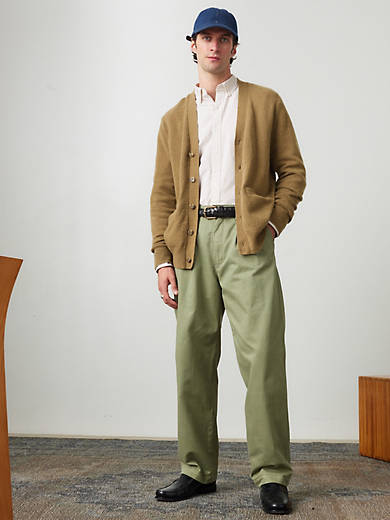 Xx Chino Loose Straight Pleated Trousers - Khaki | Levi's® XK