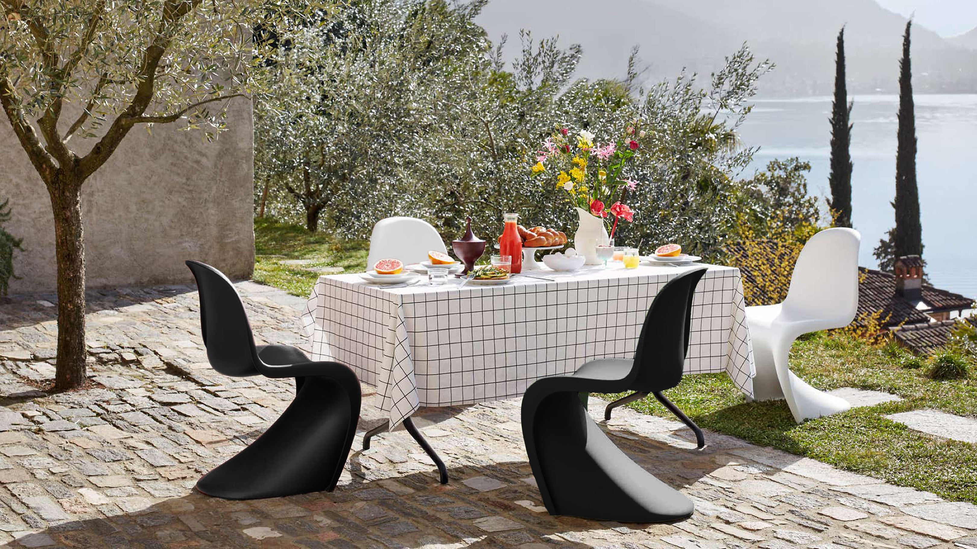 Panton Chair | Made by Vitra – Luminaire