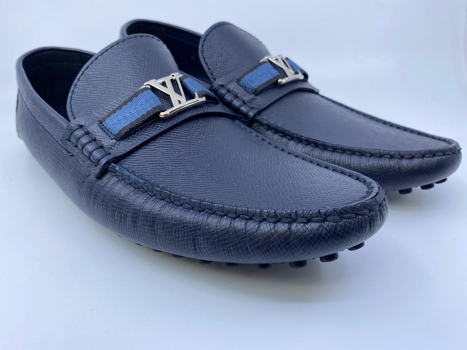 Louis Vuitton Men's Navy Leather Hockenheim Loafer – Luxuria & Co.