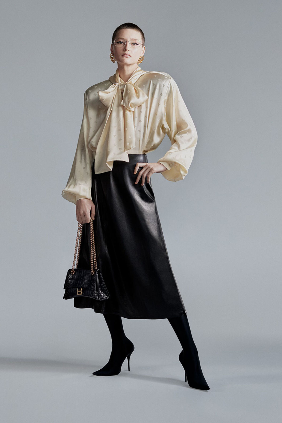 Balenciaga: Balenciaga Presents Its New Garde-Robe 23 Campaign