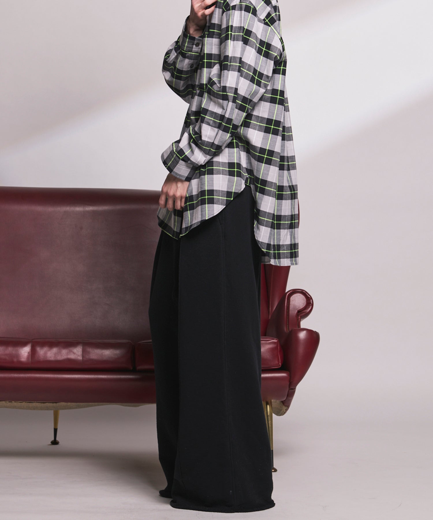 Loop-knit Tuck Wide Sweatpants