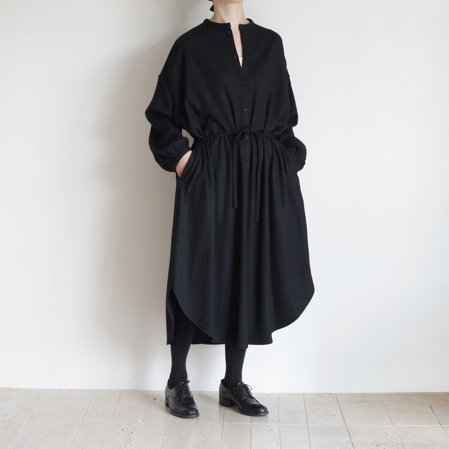 R&D.M.Co- オールドマンズテーラー : MIDDLE SMOOTH GATHER SLEEVE