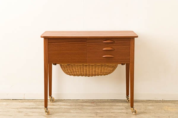 北欧家具 デンマーク製 ビンテージ ソーイングワゴン 北欧家具talo