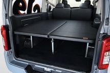 ユーアイビークル NV350 プレミアムGX用 セカンドシートバックパネル