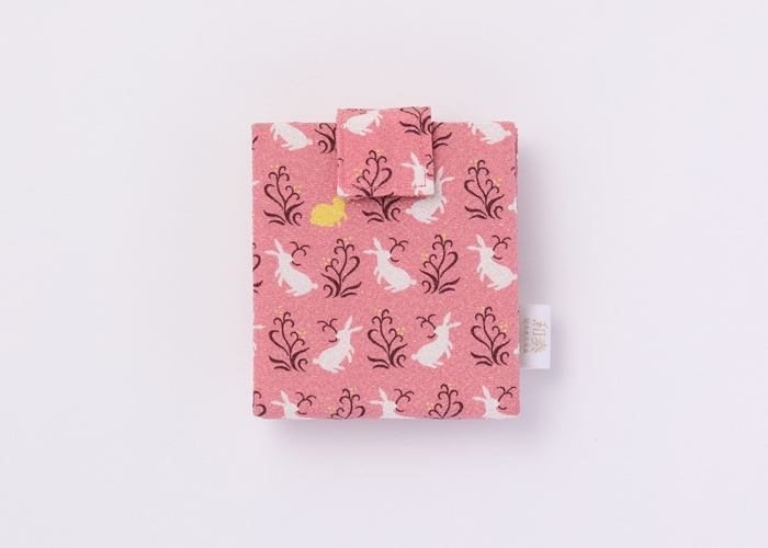 ちりめんカードケース・ハニカム10【花うさぎ】 ギフト | カード