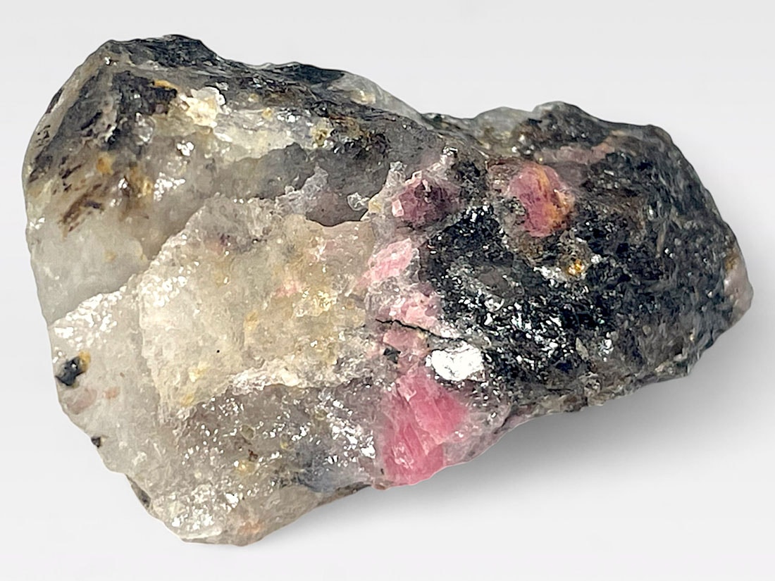 ロードナイトinクォーツ ( 薔薇輝石 )/ Rhodonite in Quartz