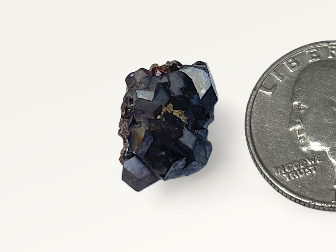 奈良県天川村産 レインボーガーネット