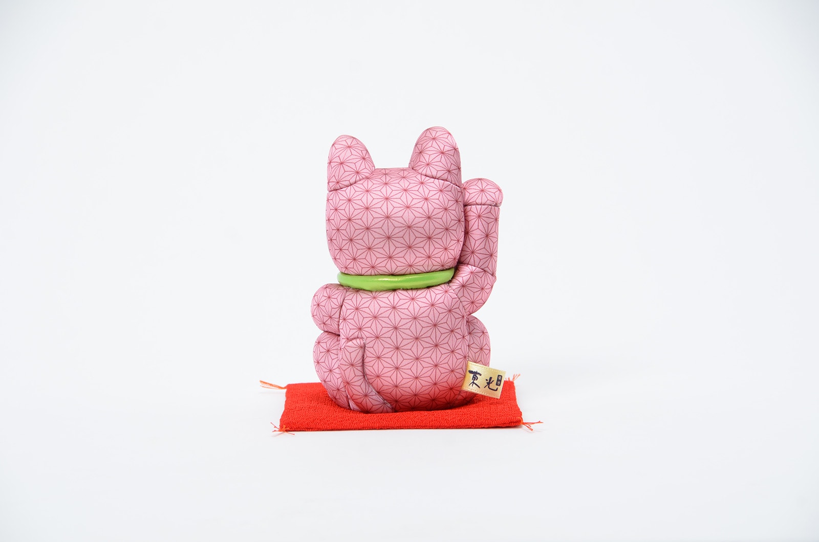招き猫 麻の葉ピンク/市松黒緑 | ART OF LIVING,招き猫 | 柿沼東光