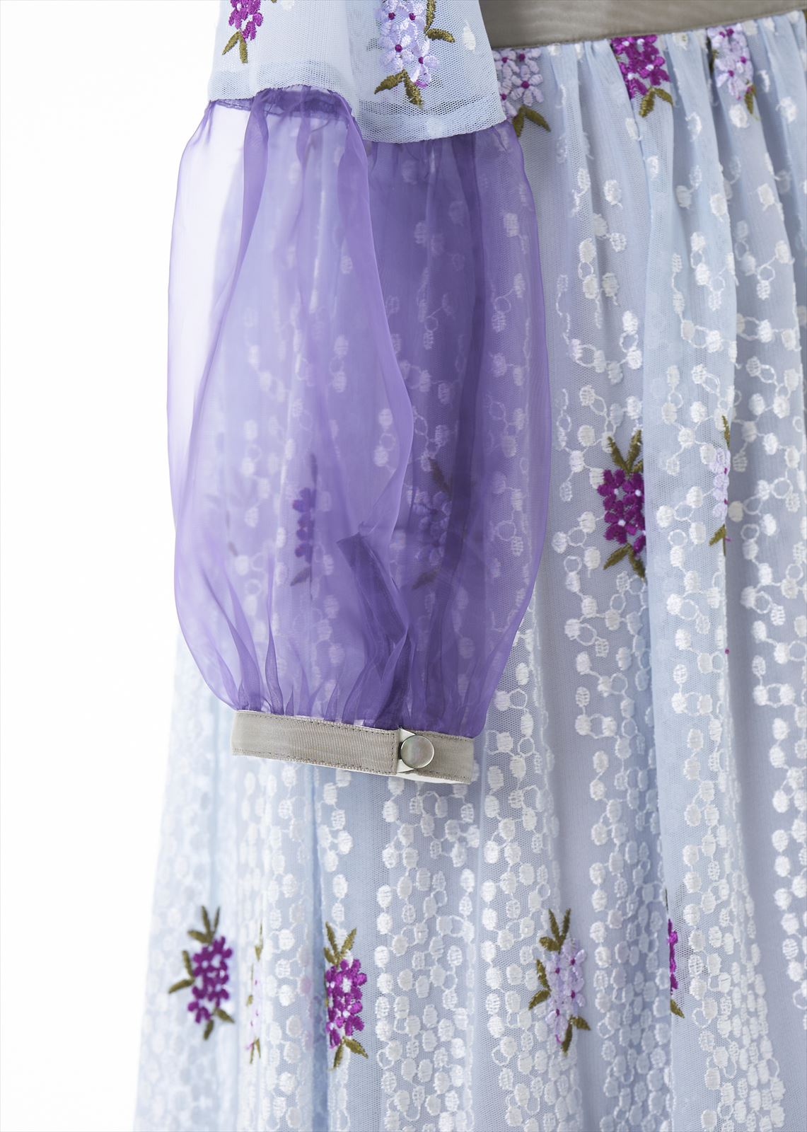 ピンタックヨークワンピース | ADELLY×AIRI KISAKI | ADELLY ONLINE SHOP