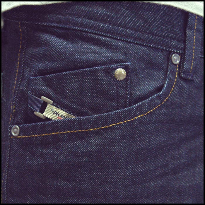 DIESEL ディーゼル メンズ テーパード デニム DARRON REGULAR SLIM