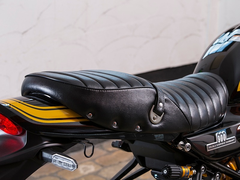 Z900RS タックロール style シートASSY ノーマル【純正】テールカウル