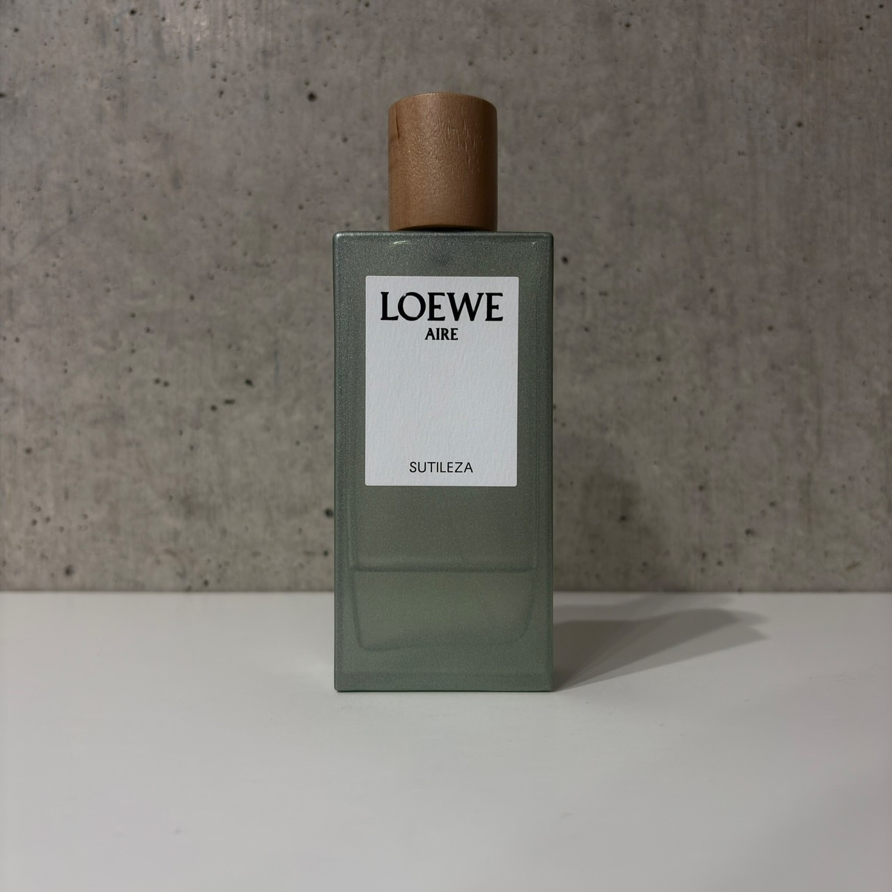 LOEWE ロエベ Aire Sutileza アイレ スティレサ オードトワレ 1ml 国内
